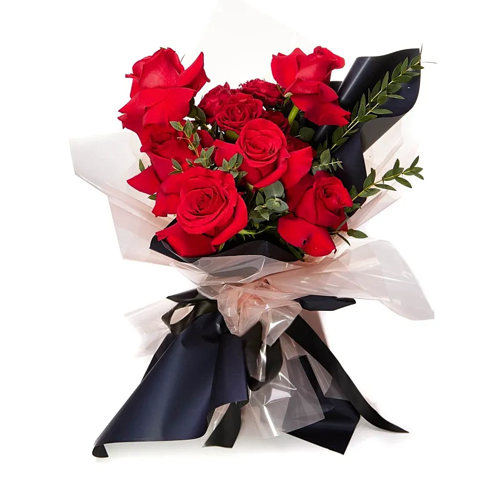 Букет из 15 красных французских роз
