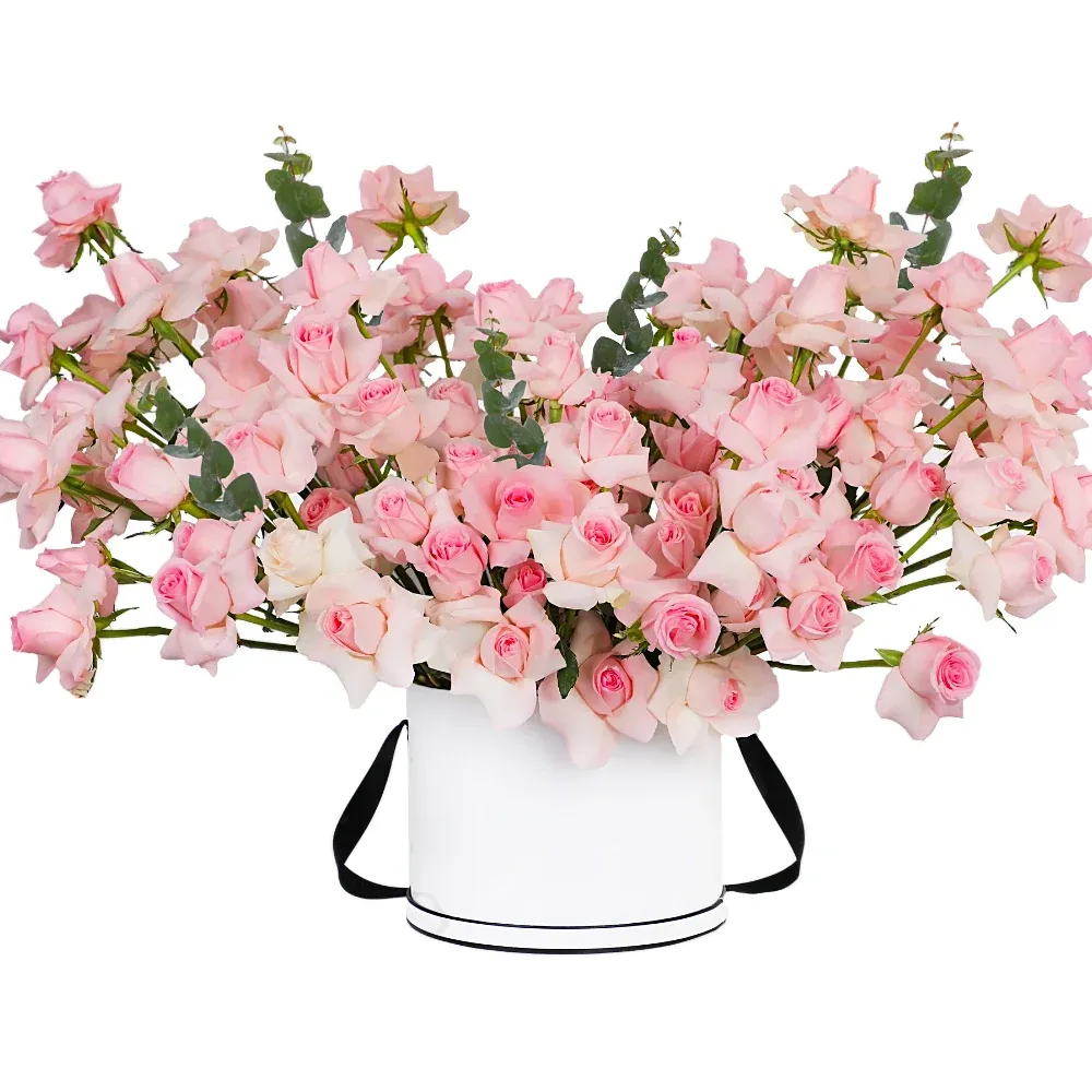 Букет из 51 нежно-розовой вывернутой розы