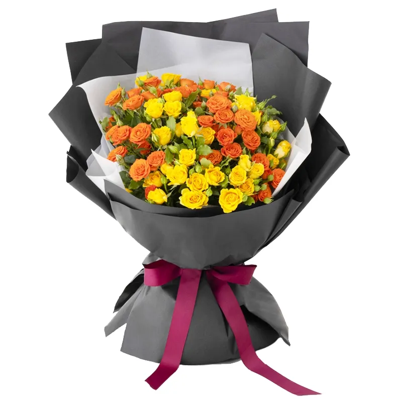 Букет из 35 желтой и оранжевой кустовой розы
