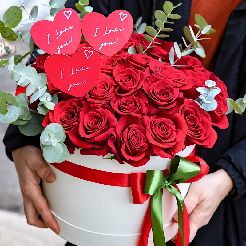 Цветы в коробке