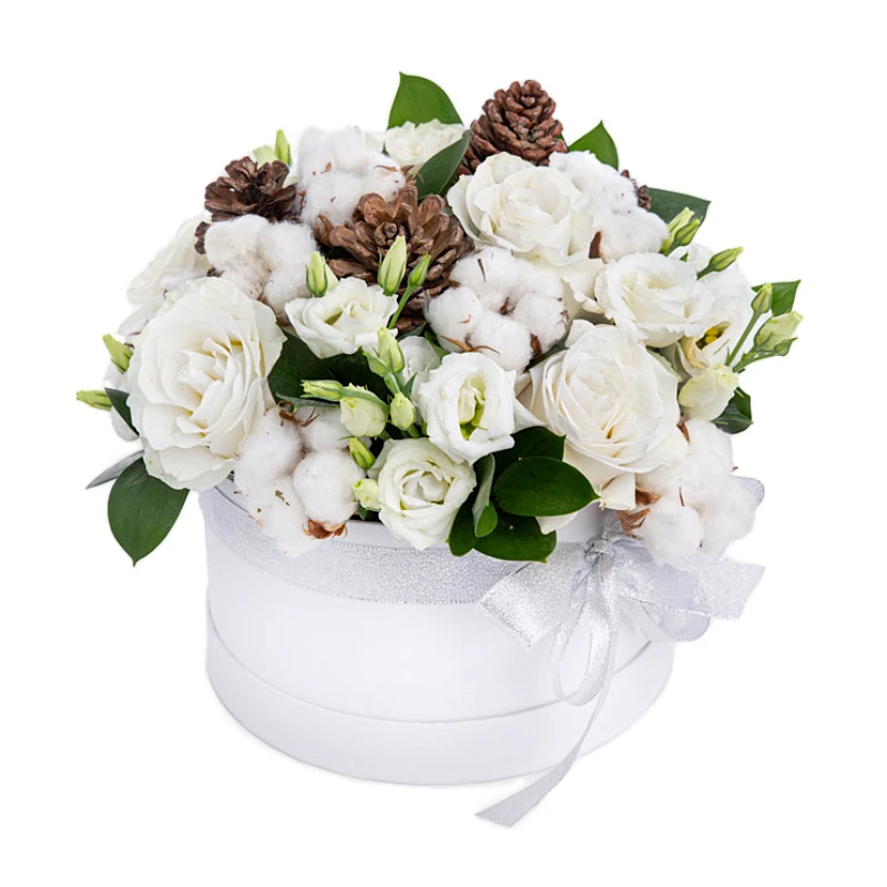 Композиция в шляпной коробке 